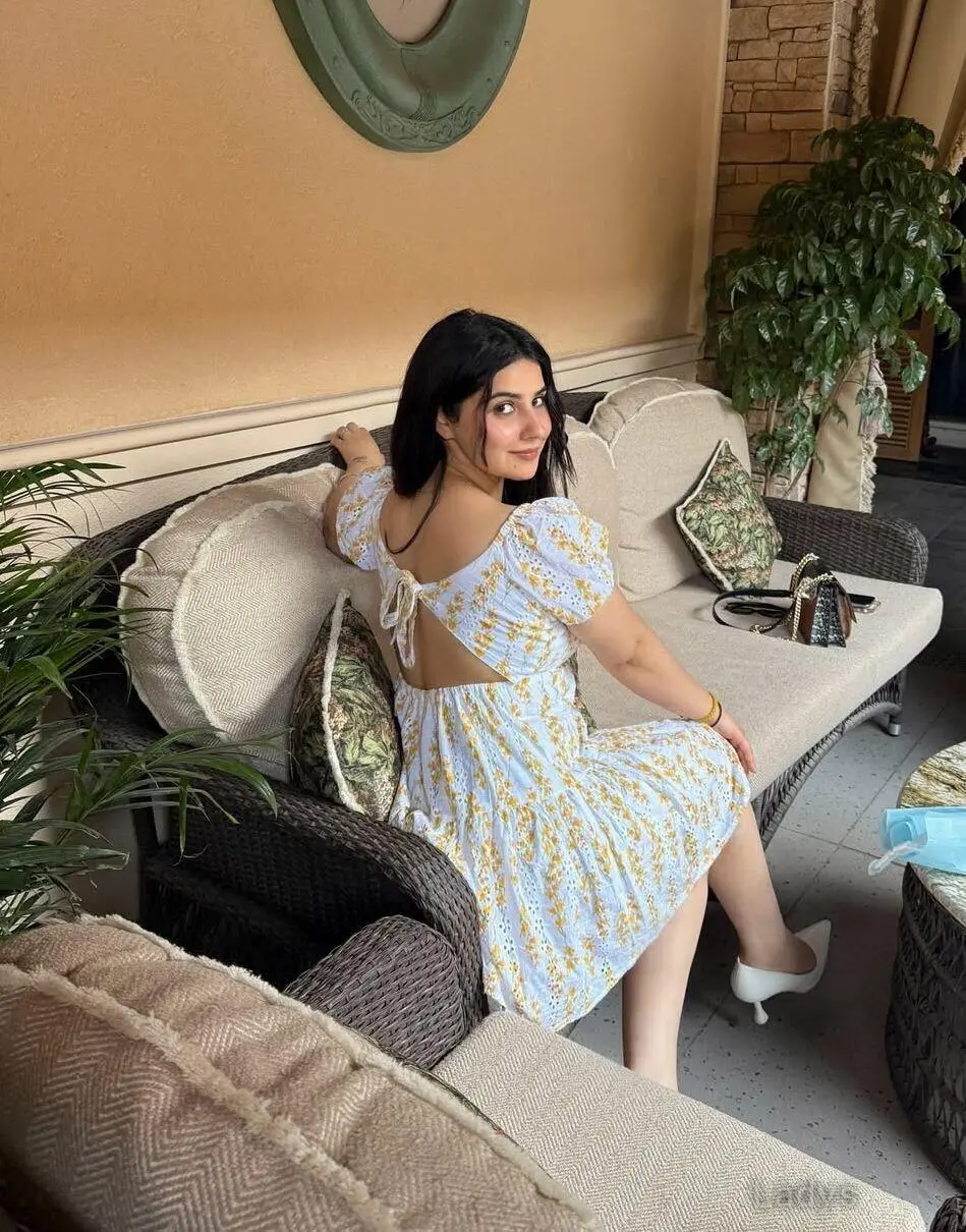 Vaishali, years old Dehradun escort girl with big tits, height sm, Weight kg