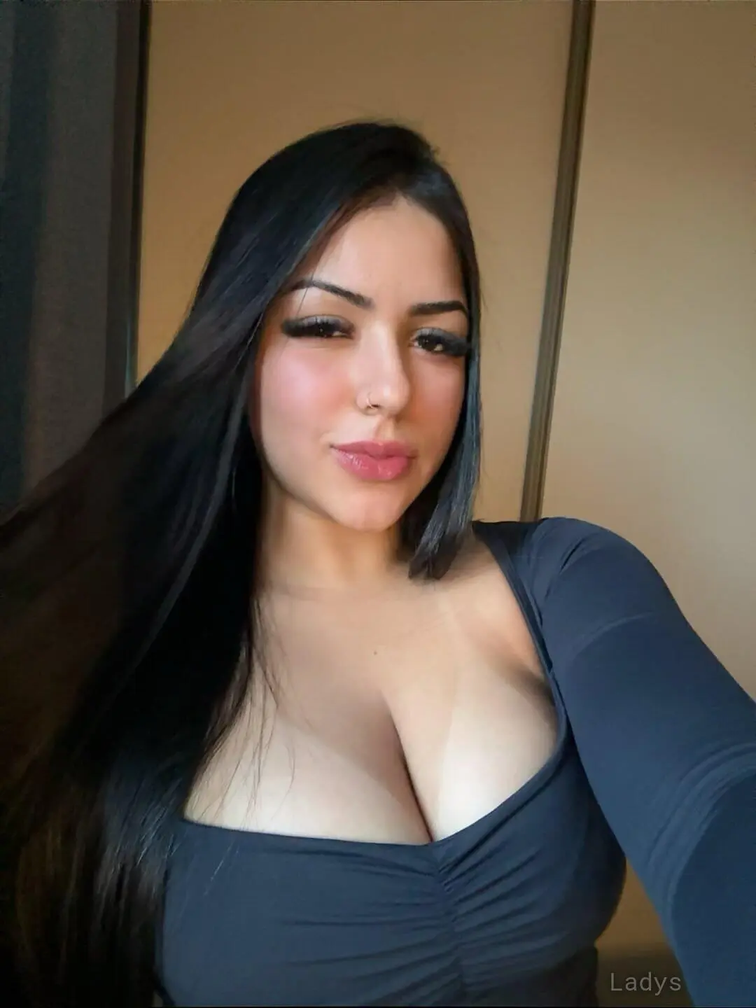Busaba, 24 years beautiful nude Dehradun escorts girl, height 175 sm, Weight  kg