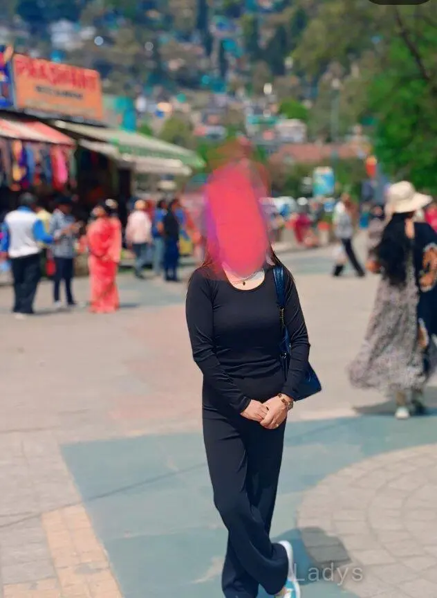 Jenni, 25 years beautiful nude Dehradun escorts girl, height 153 sm, Weight  kg