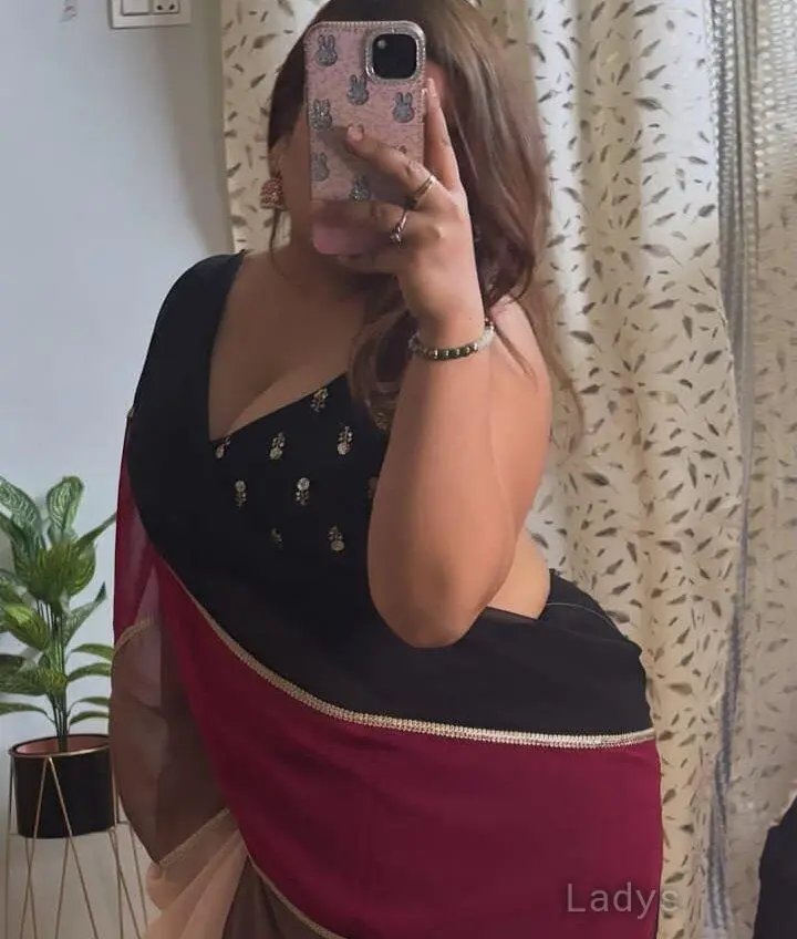 Ola, 29 years beautiful nude Dehradun escorts girl, height 161 sm, Weight kg