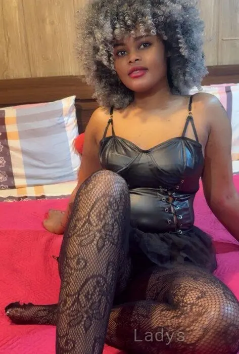 Tinally, 24 years beautiful nude Dekwaneh escorts girl, height 166 sm, Weight 59 kg