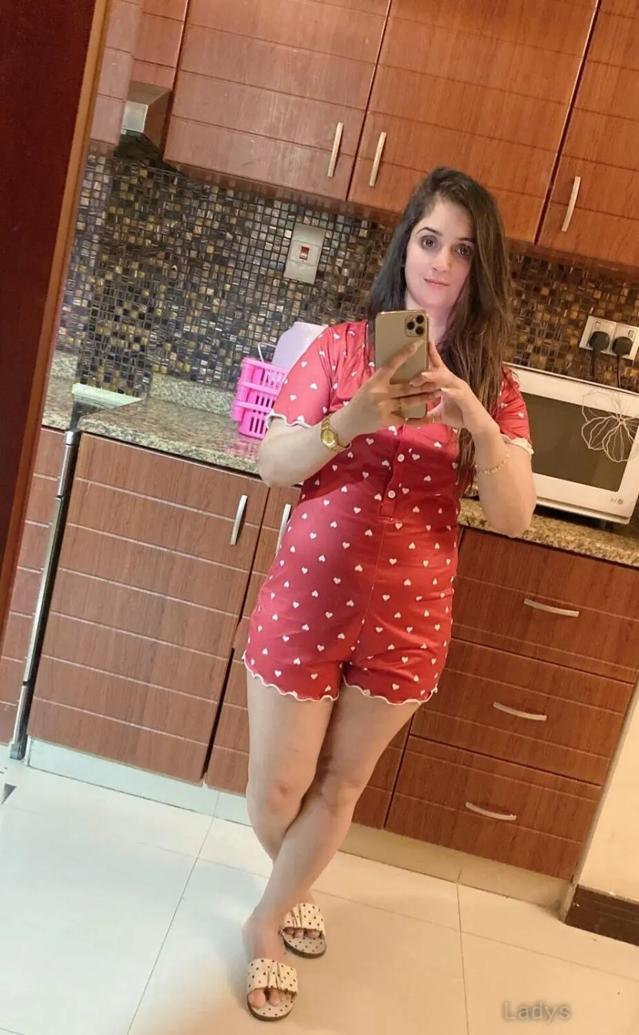 Anaya, 22 years old Delhi escort girl with big tits, height 167 sm, Weight kg