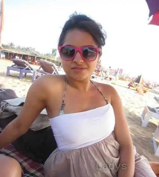 MANDIRA, years old Delhi escort girl with big tits, height sm, Weight kg