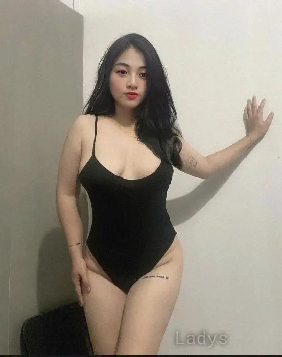 Maria, 24 years old Delhi escort girl with big tits, height 168 sm, Weight  kg