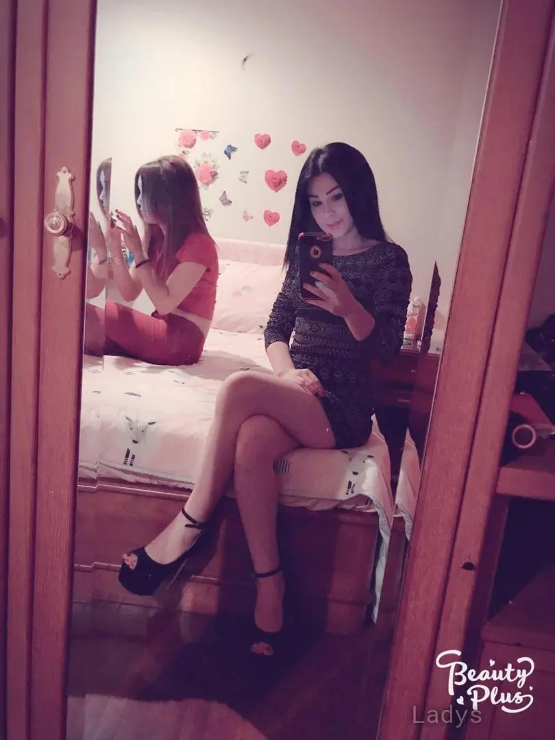 Maria, 24 years old Delhi escort girl with big tits, height 165 sm, Weight  kg