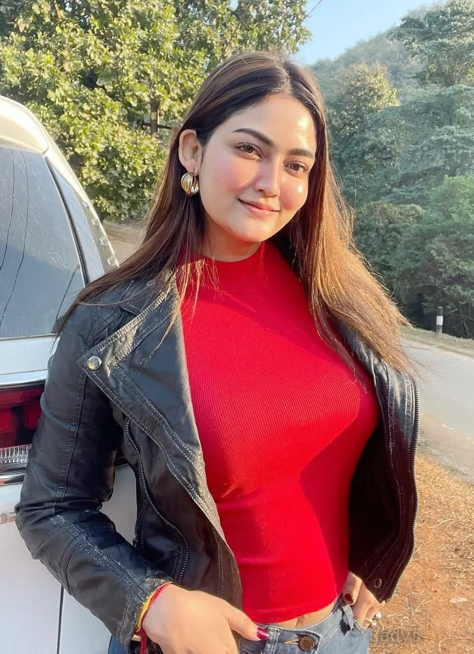 Meghna, 21 years old Delhi escort girl with big tits, height sm, Weight kg
