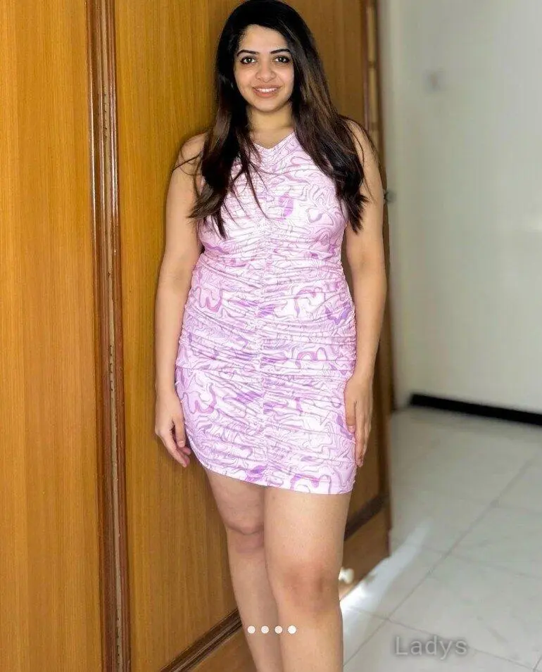 Preeti, 22 years old Delhi escort girl with big tits, height 170 sm, Weight  kg