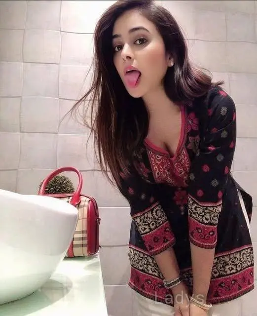 Sara,  years old Delhi escort girl with big tits, height  sm, Weight  kg