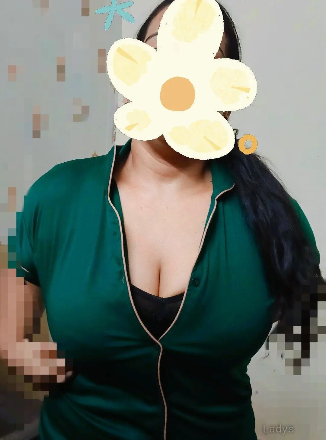 Cam girl,  years beautiful nude Delhi escorts girl, height  sm, Weight  kg