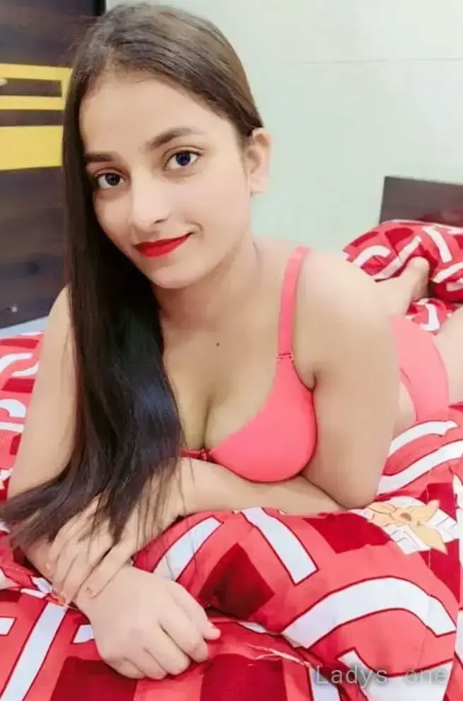 Delhi, 21 years beautiful nude Delhi escorts girl, height 166 sm, Weight  kg