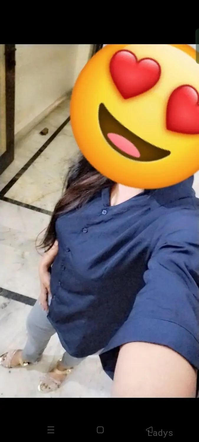 Kashish, 26 years beautiful nude Delhi escorts girl, height 153 sm, Weight  kg