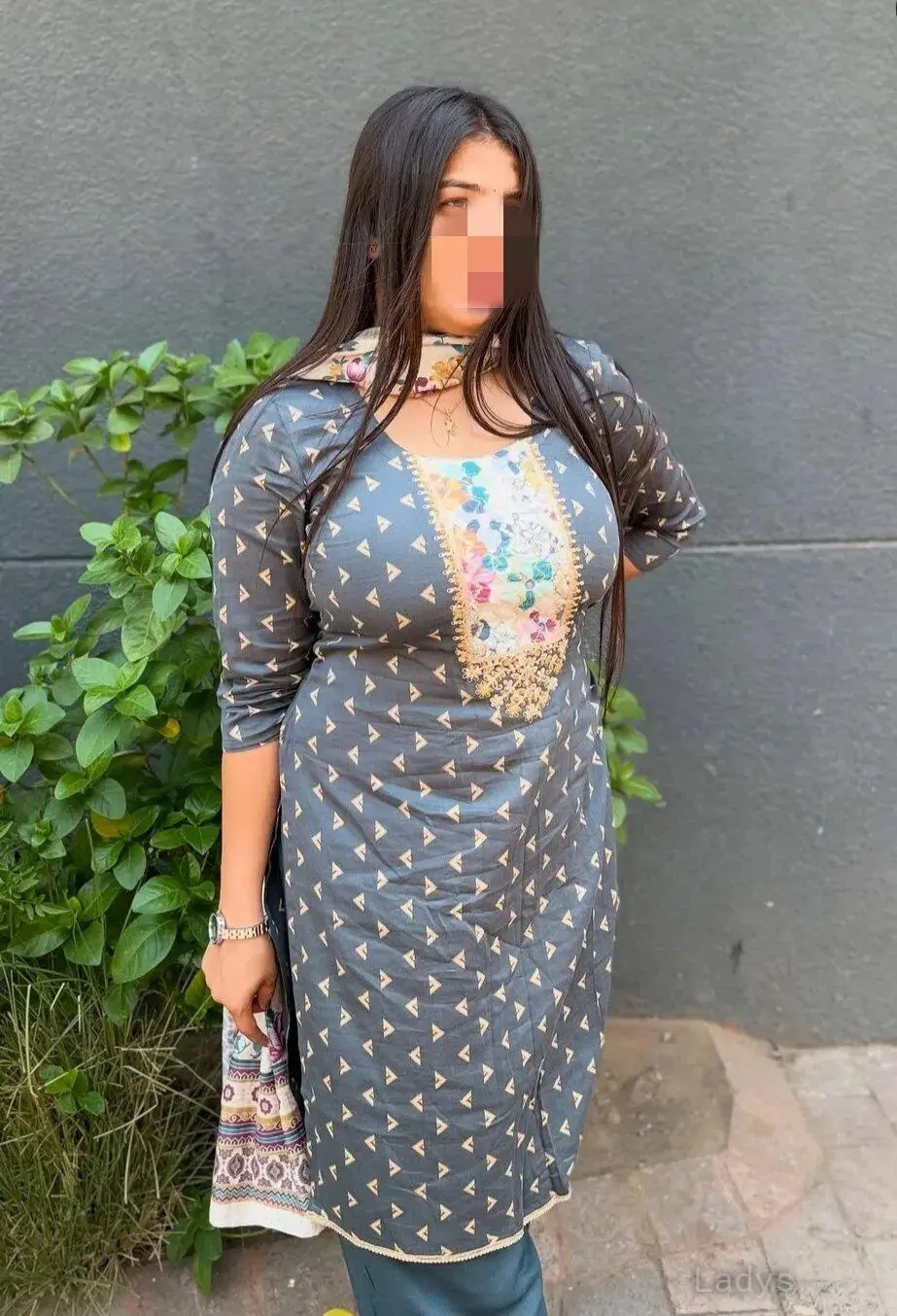 Layla, 28 years beautiful nude Delhi escorts girl, height 161 sm, Weight kg