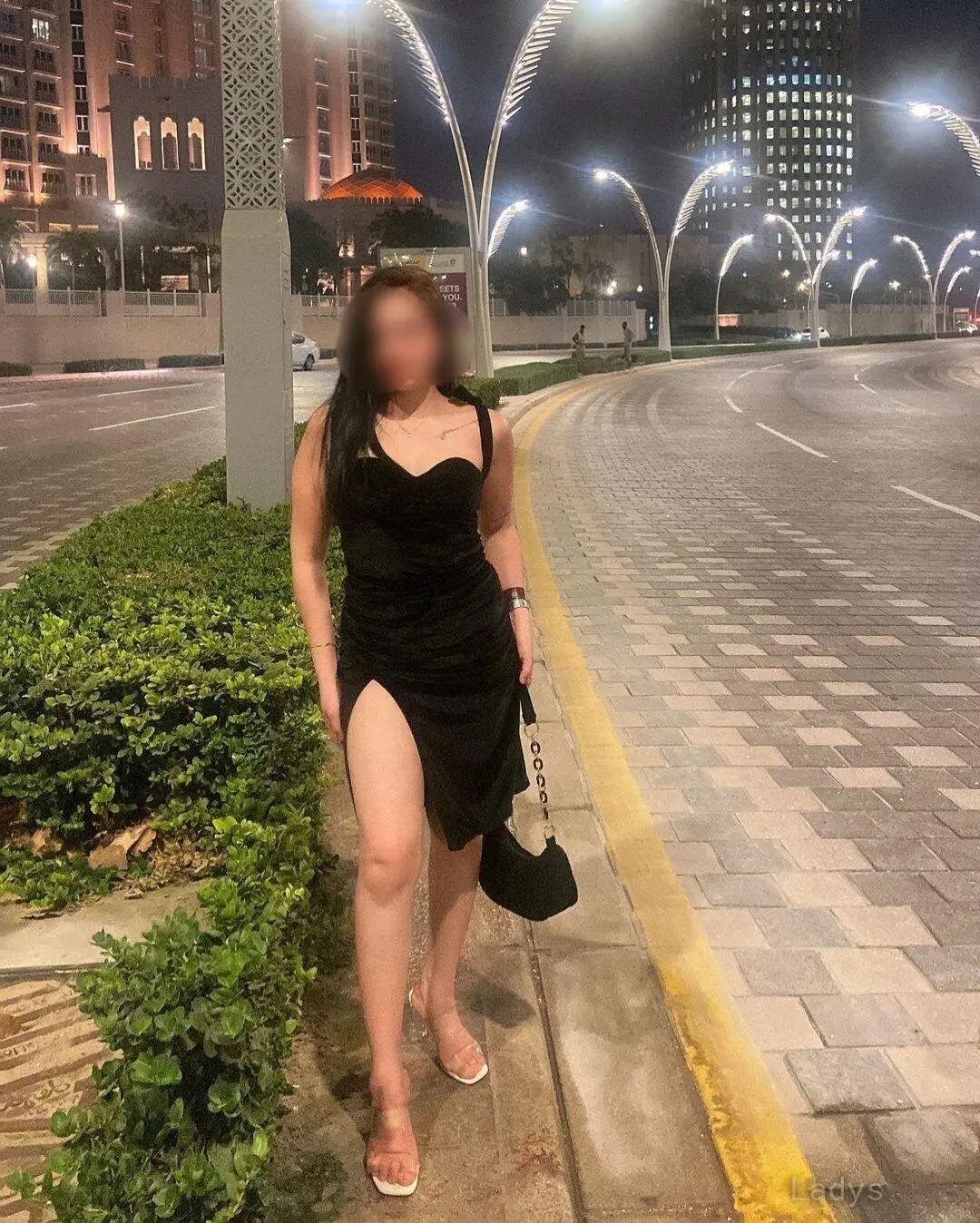 Priyanka, 22 years beautiful nude Delhi escorts girl, height 173 sm, Weight  kg