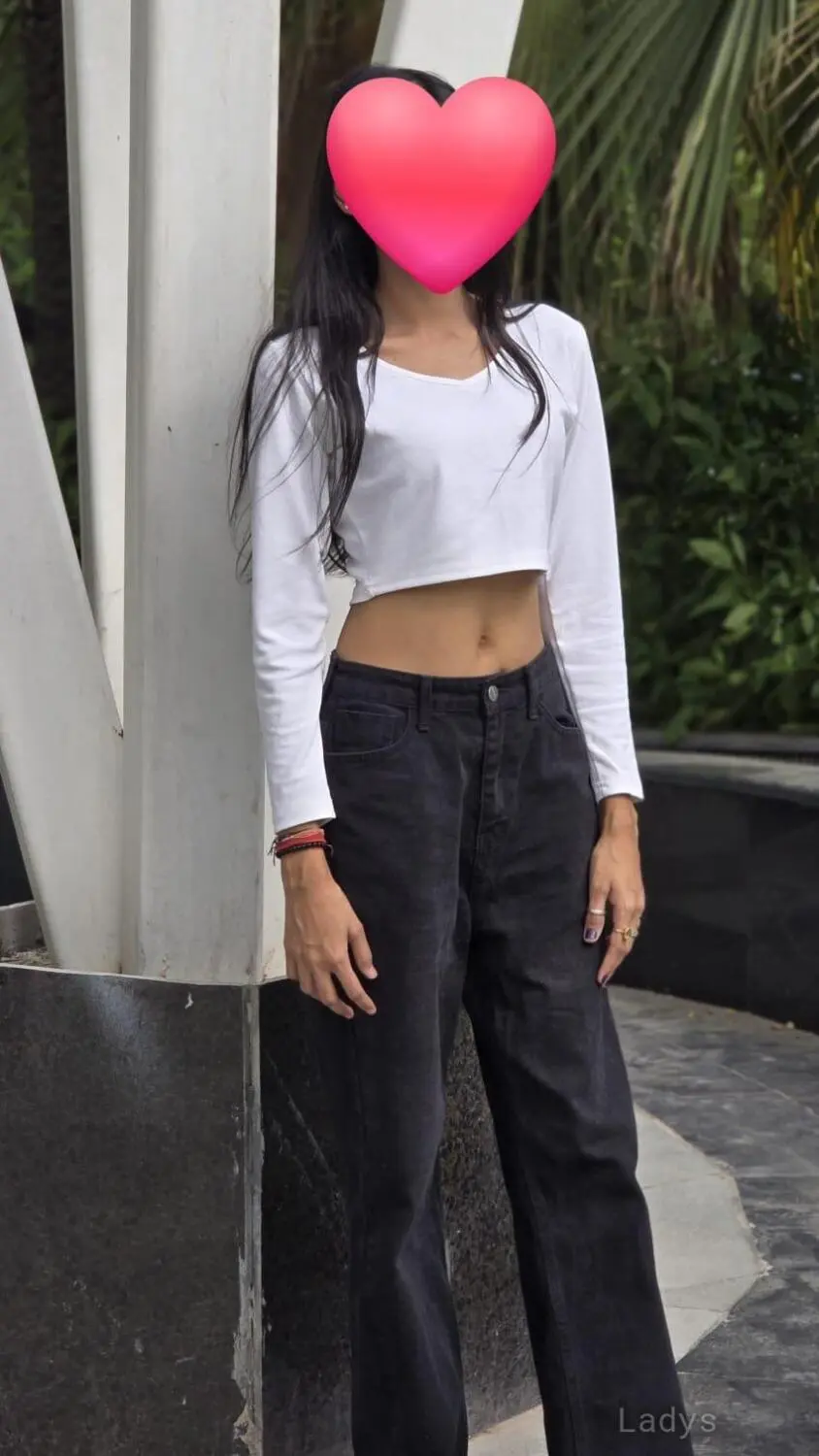 Purvi, 21 years beautiful nude Delhi escorts girl, height 158 sm, Weight  kg