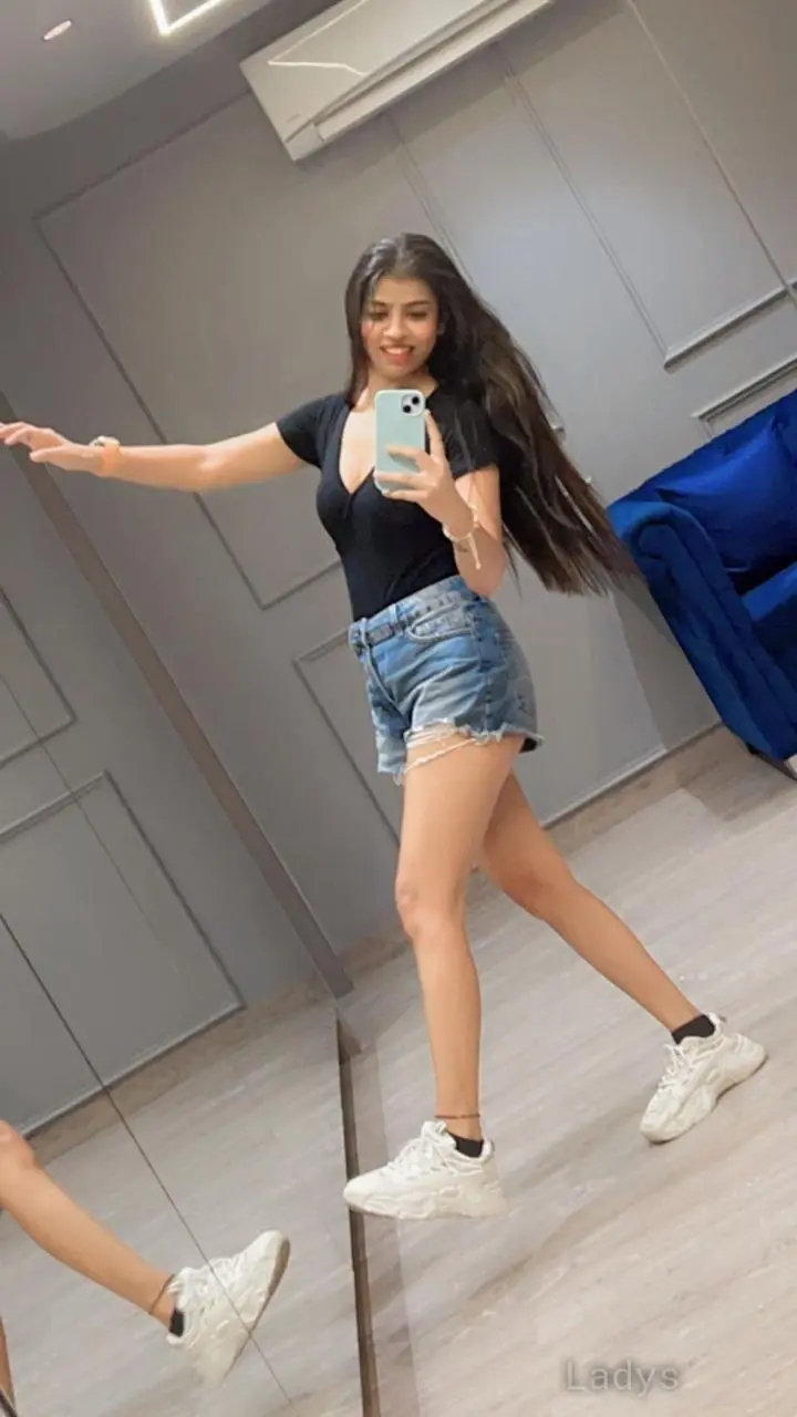 Rani, 24 years beautiful nude Delhi escorts girl, height 167 sm, Weight  kg