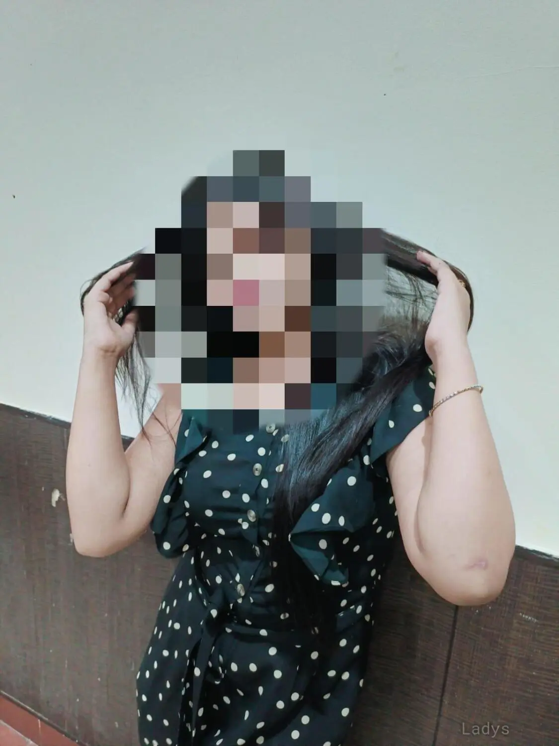 Shivani, 25 years beautiful nude Delhi escorts girl, height 163 sm, Weight kg