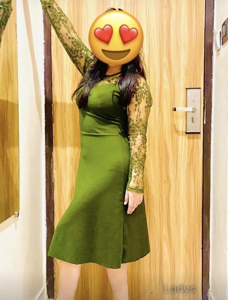 Sunaya, 27 years beautiful nude Delhi escorts girl, height 158 sm, Weight kg