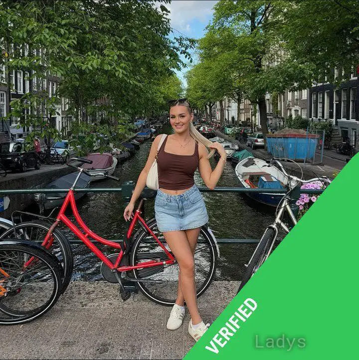 ✪𝐕𝐈𝐏 𝐑𝐎𝐒𝐈𝐍𝐀 Den Haag, 25 years beautiful nude Den Haag escorts girl, height 175 sm, Weight 60 kg