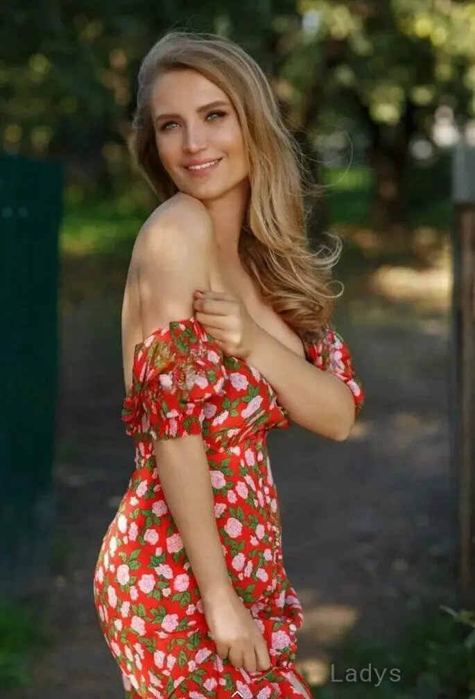 Angelina Shine, 28 years beautiful nude Denver escorts girl, height 171 sm, Weight 52 kg