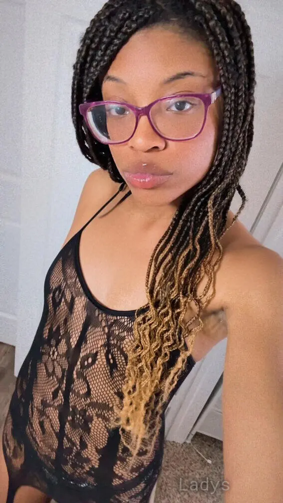 Cerenity Love, 20 years beautiful nude Denver escorts girl, height 167 sm, Weight 52 kg