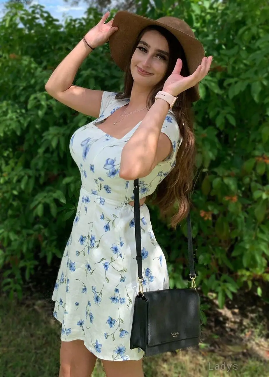 Jessica Marie, 28 years beautiful nude Denver escorts girl, height 162 sm, Weight 61 kg