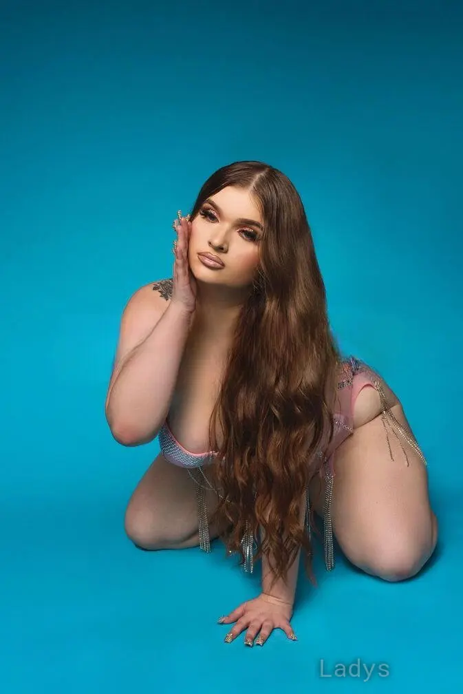 Kali Storm, 21 years beautiful nude Denver escorts girl, height 163 sm, Weight 77 kg