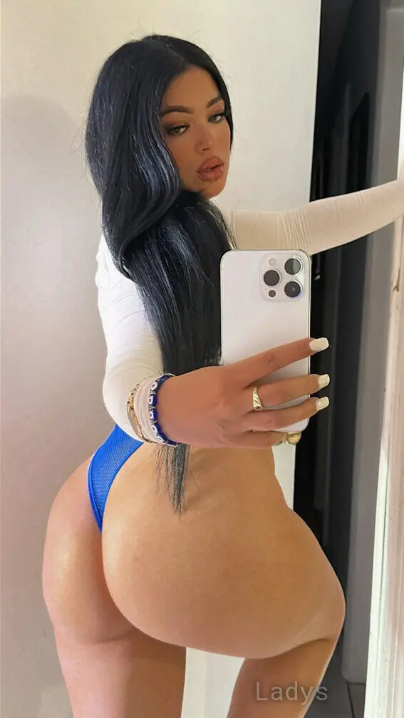 Kuki, 24 years beautiful nude Denver escorts girl, height 137 sm, Weight 59 kg