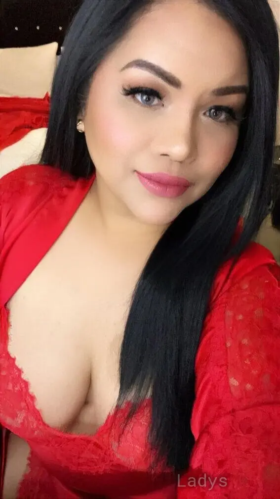 Mia Rose, 26 years beautiful nude Denver escorts girl, height 157 sm, Weight 73 kg