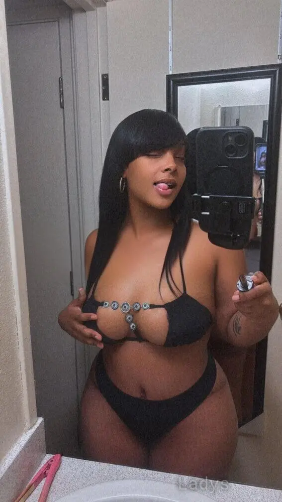 Racheal Ray, 28 years beautiful nude Denver escorts girl, height 163 sm, Weight 73 kg