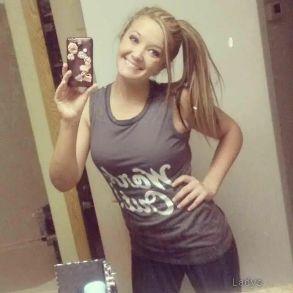 Spoiled Lissa, 27 years beautiful nude Denver escorts girl, height 138 sm, Weight 64 kg