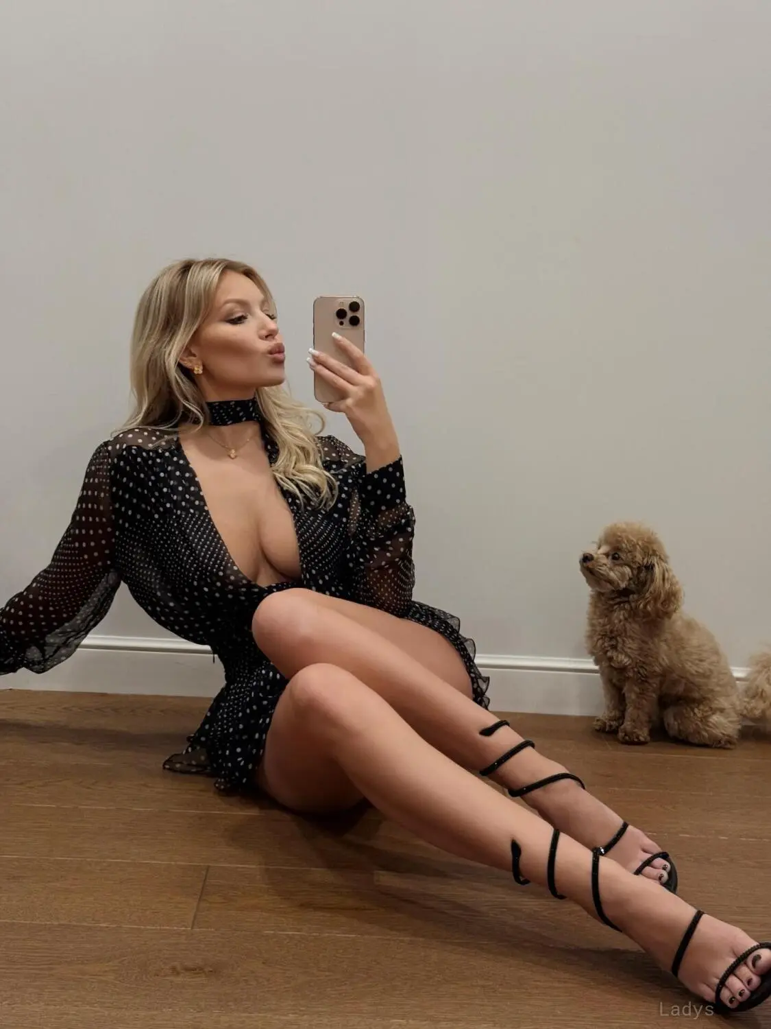 Kate Rose, 28 years old Detroit escort girl with big tits, height 163 sm, Weight 61 kg