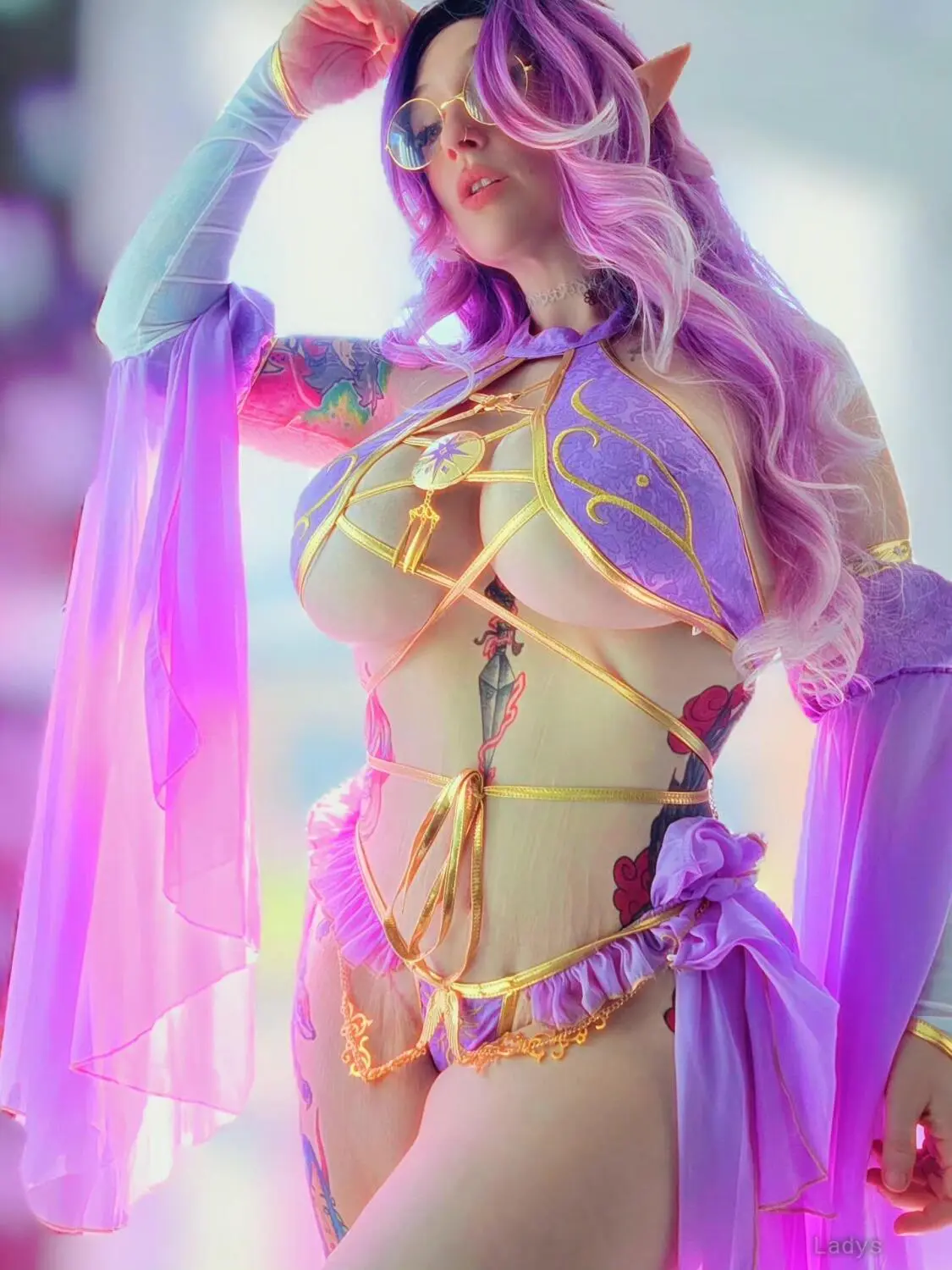 Plushie Nova, 32 years old Detroit escort girl with big tits, height 158 sm, Weight 68 kg