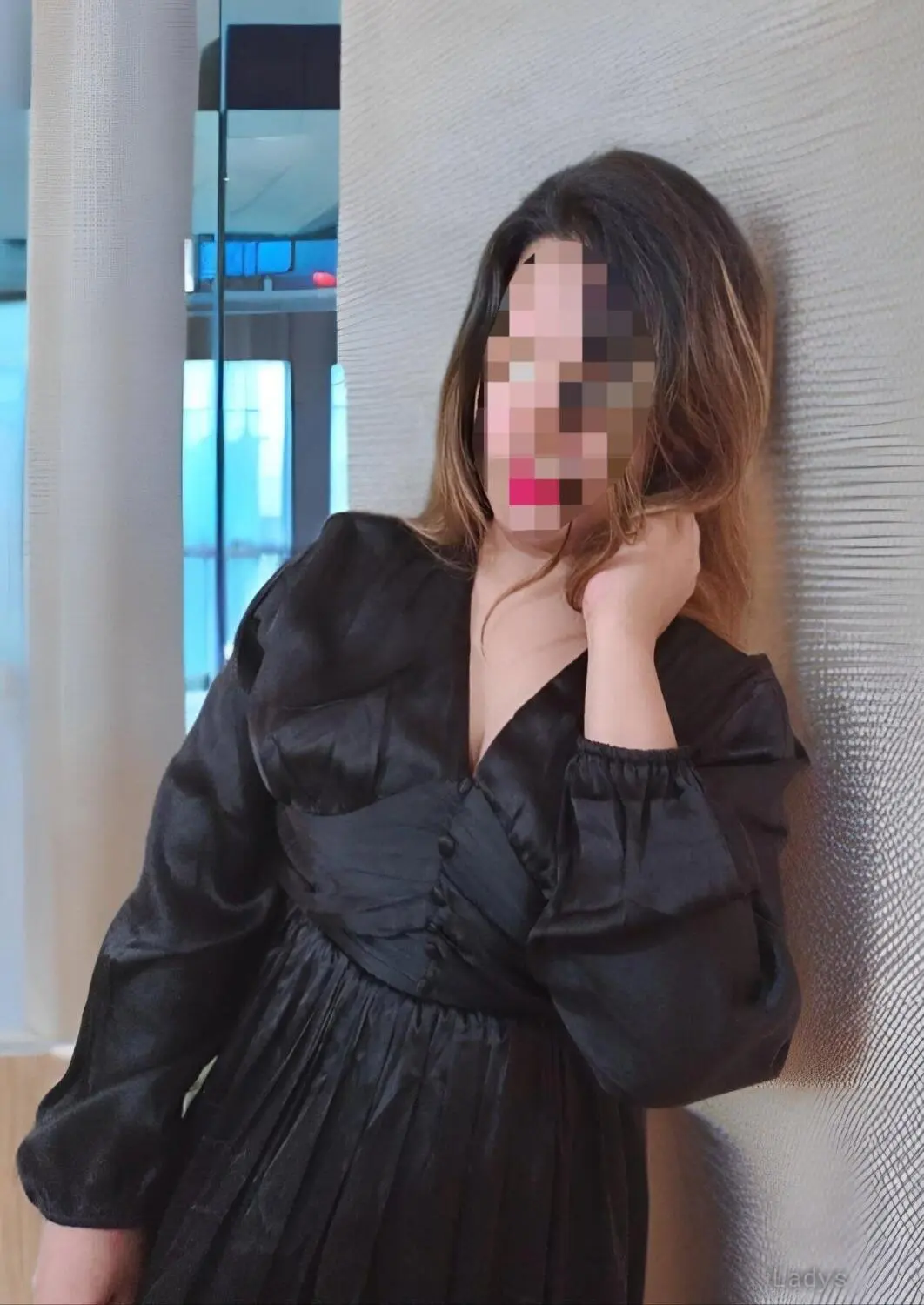 Alice, 25 years old Doha escort girl with big tits, height  sm, Weight  kg