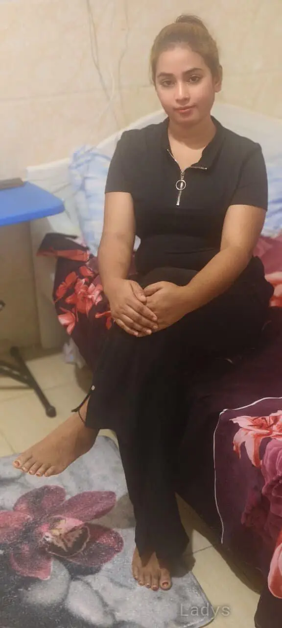 Ammu, 24 years old Doha escort girl with big tits, height 165 sm, Weight kg
