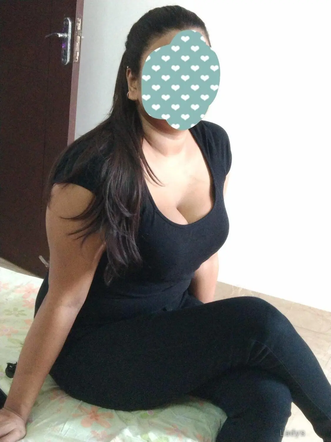 Anu, 25 years old Doha escort girl with big tits, height sm, Weight kg