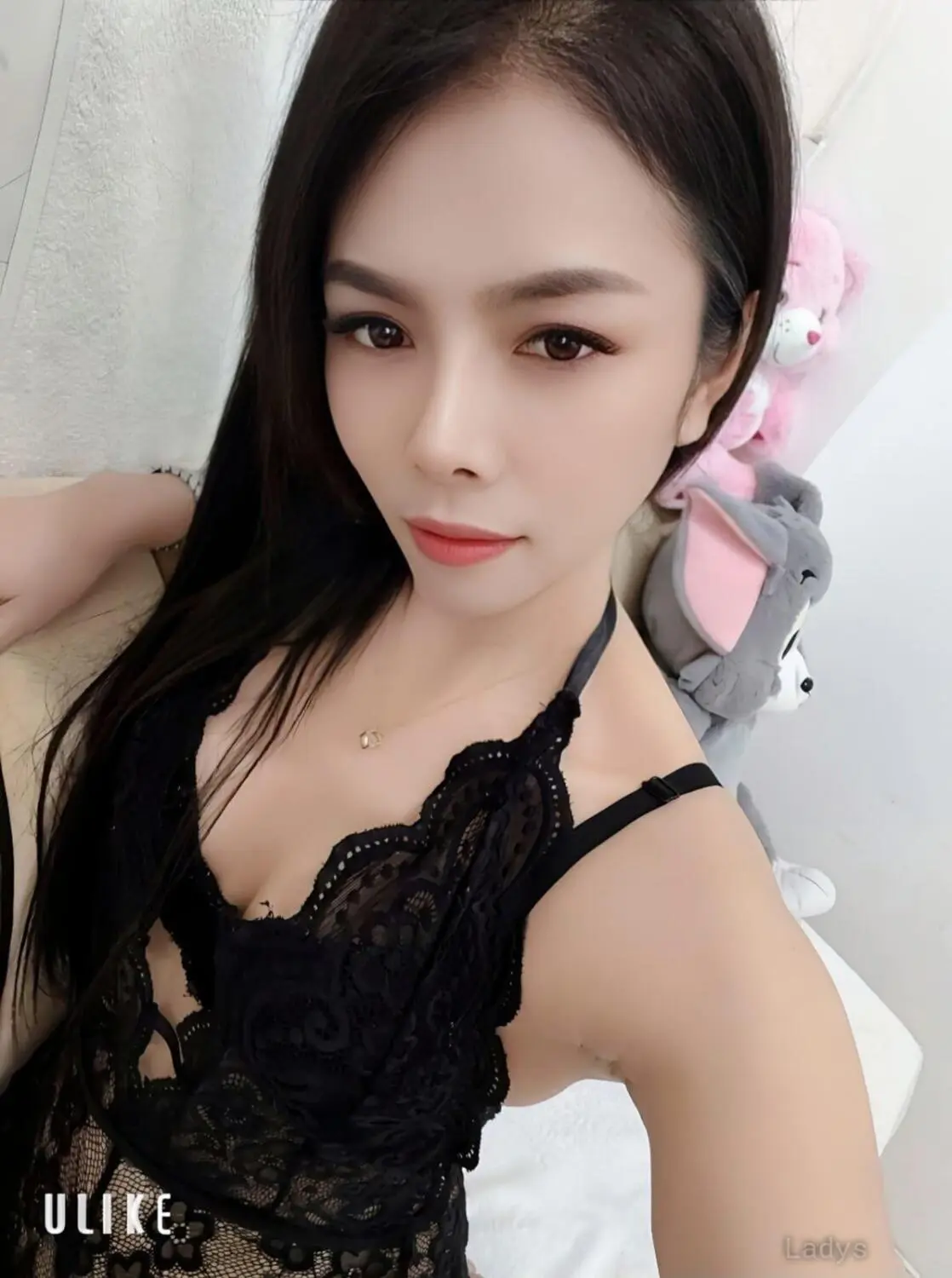 Ava, 22 years old Doha escort girl with big tits, height 160 sm, Weight kg