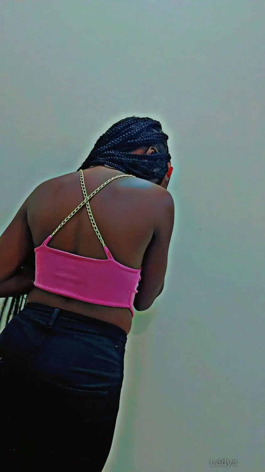 Candy, 23 years old Doha escort girl with big tits, height 177 sm, Weight  kg