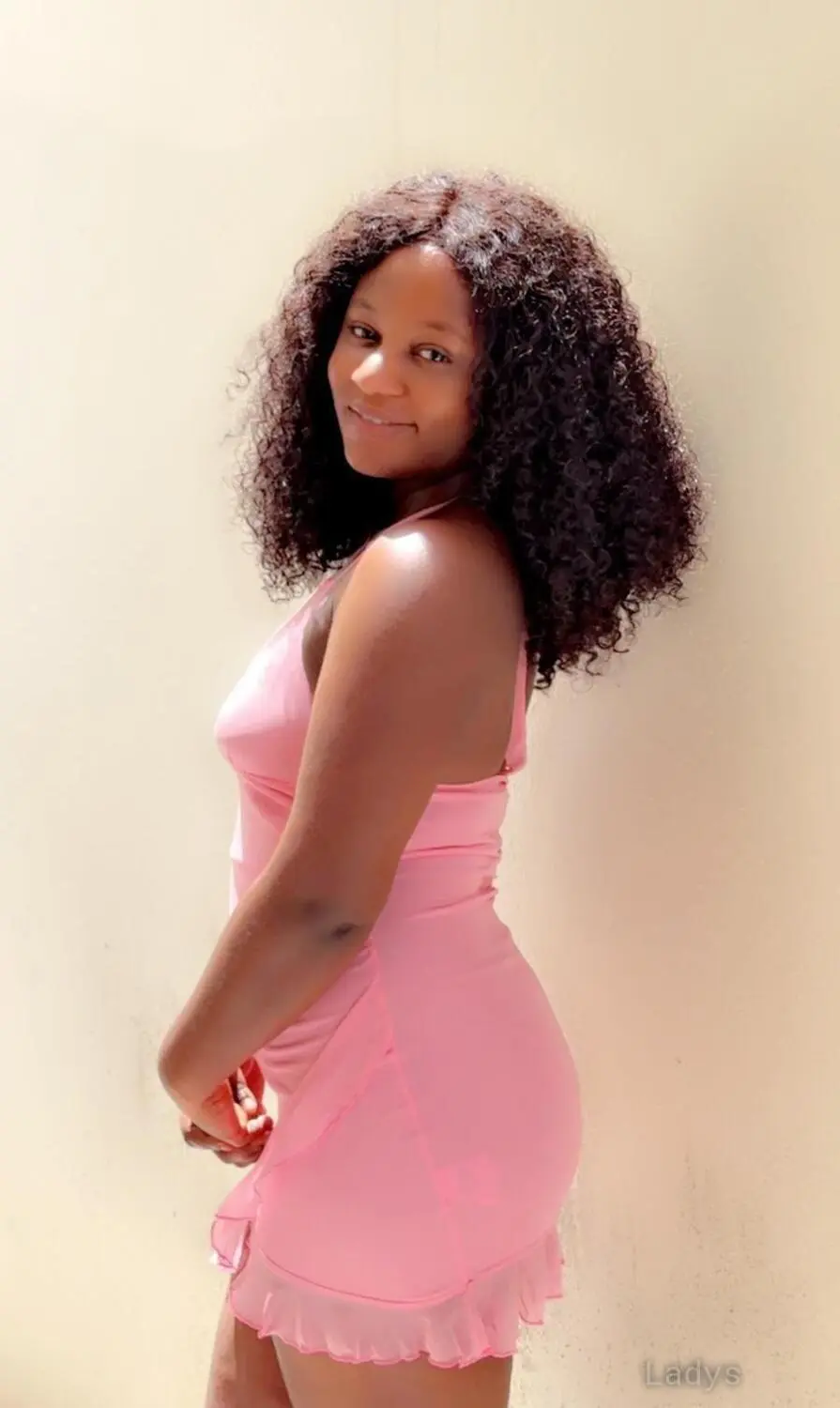Caroline, 22 years old Doha escort girl with big tits, height 180 sm, Weight kg