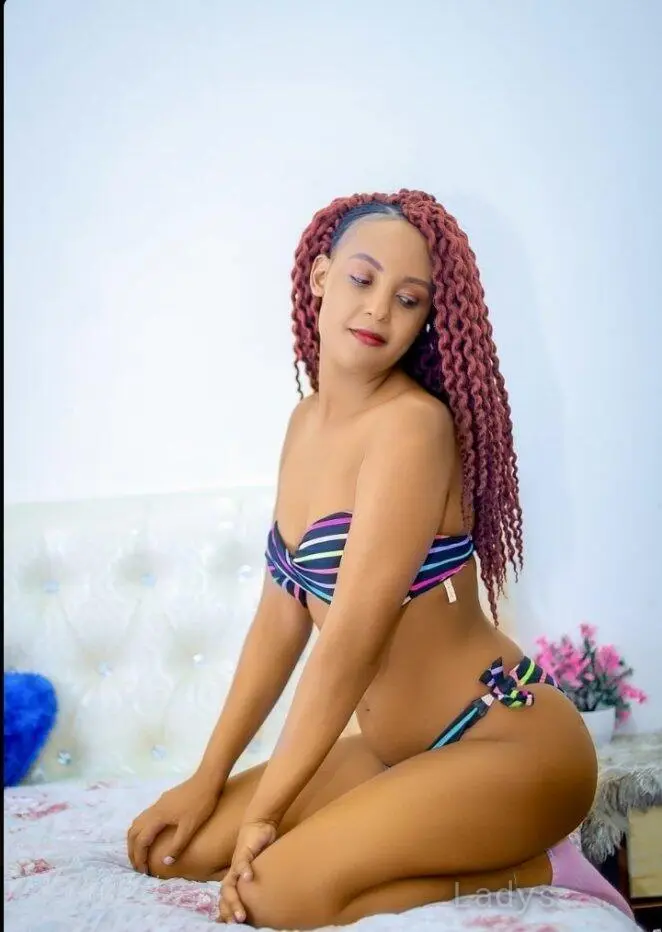 Daisy, 20 years old Doha escort girl with big tits, height sm, Weight kg