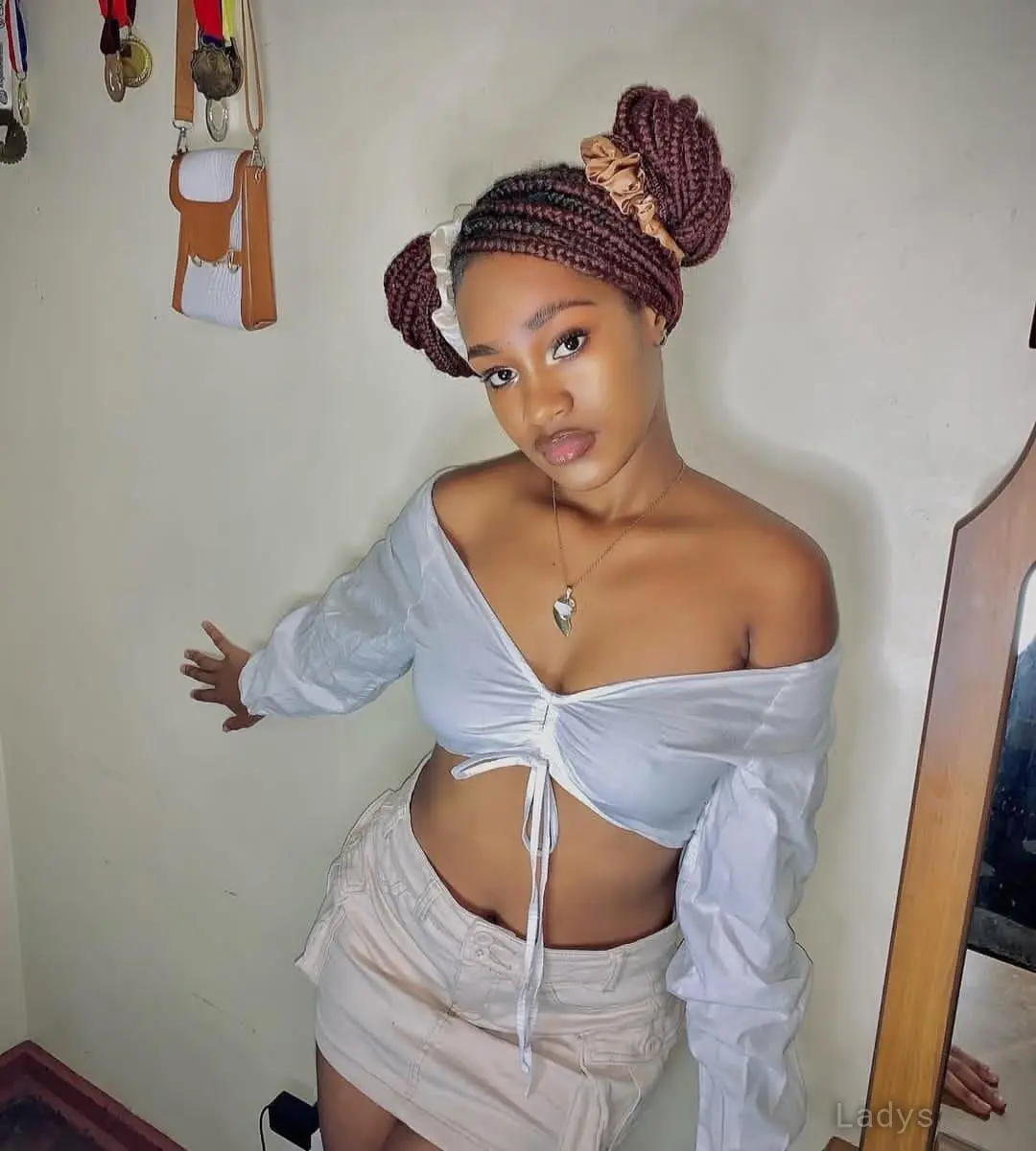 Lidia, 22 years old Doha escort girl with big tits, height  sm, Weight  kg
