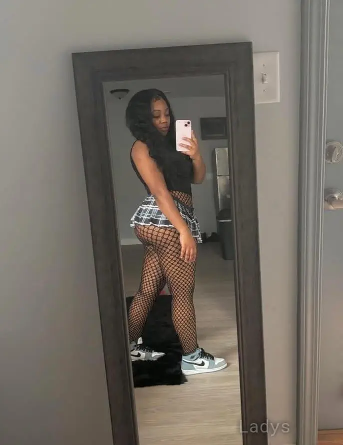 Merry, years old Doha escort girl with big tits, height sm, Weight kg