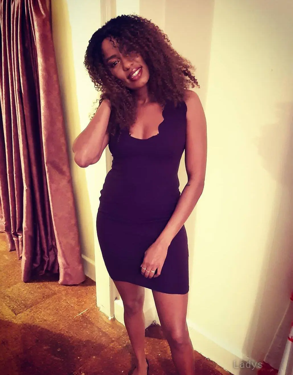 Abella, 26 years beautiful nude Doha escorts girl, height 159 sm, Weight  kg