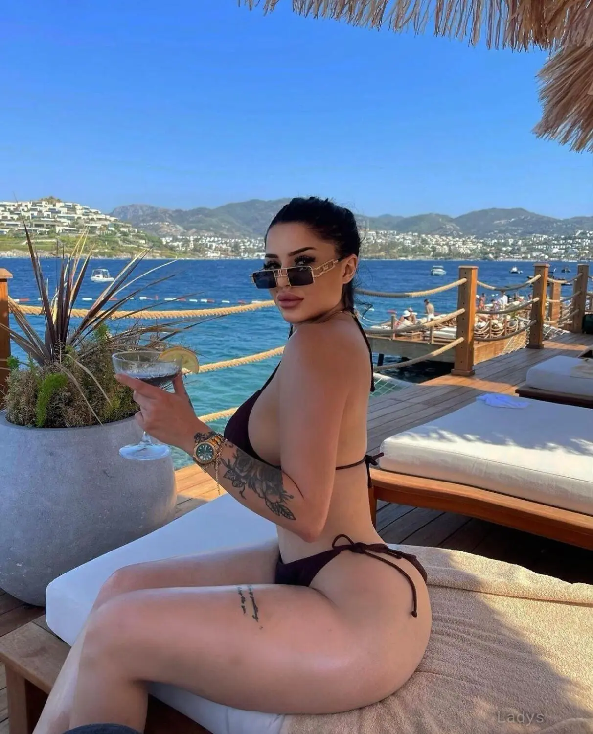 Elysa,  years beautiful nude Doha escorts girl, height  sm, Weight  kg
