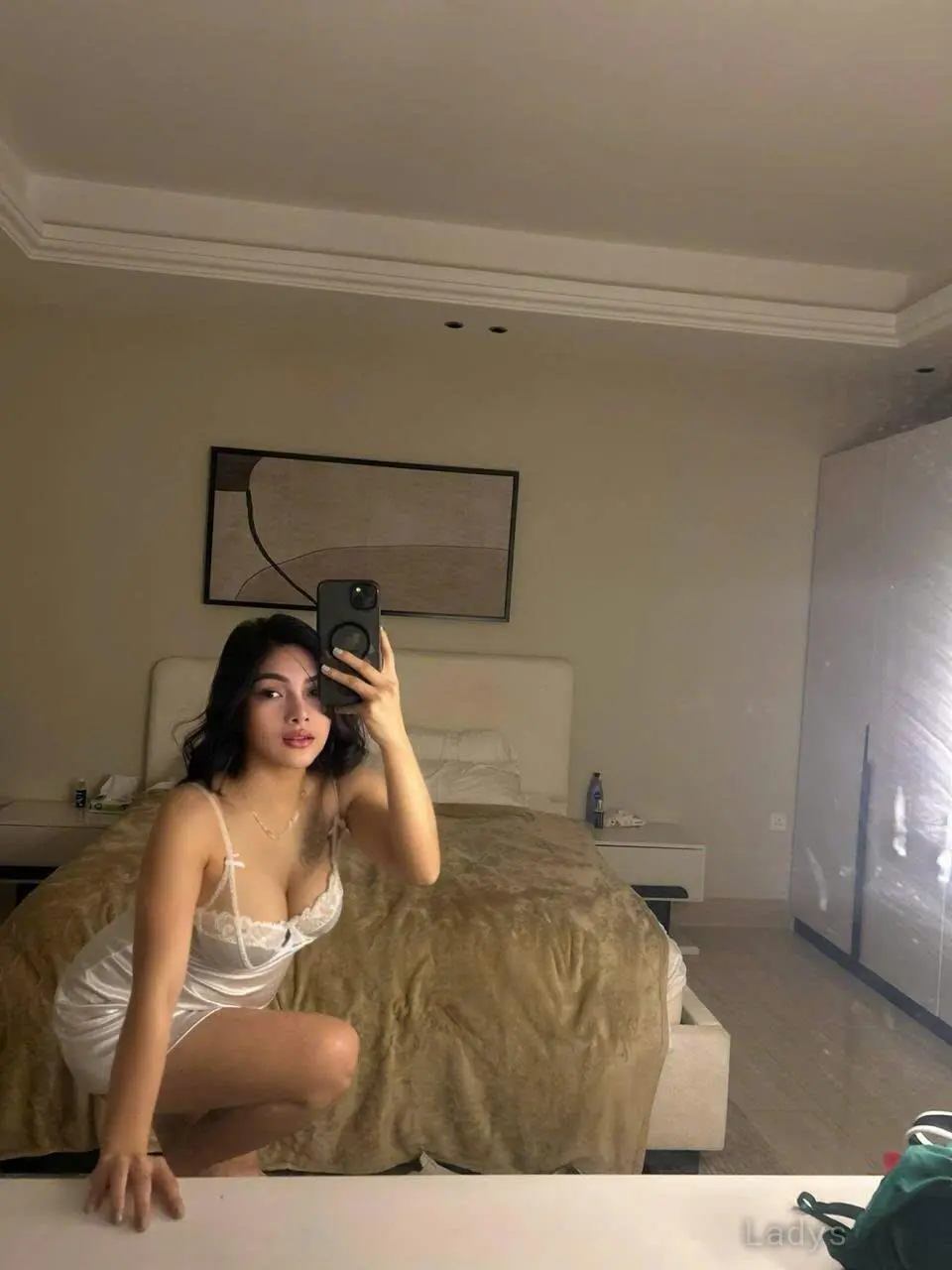 Haithang, 22 years beautiful nude Doha escorts girl, height 165 sm, Weight  kg