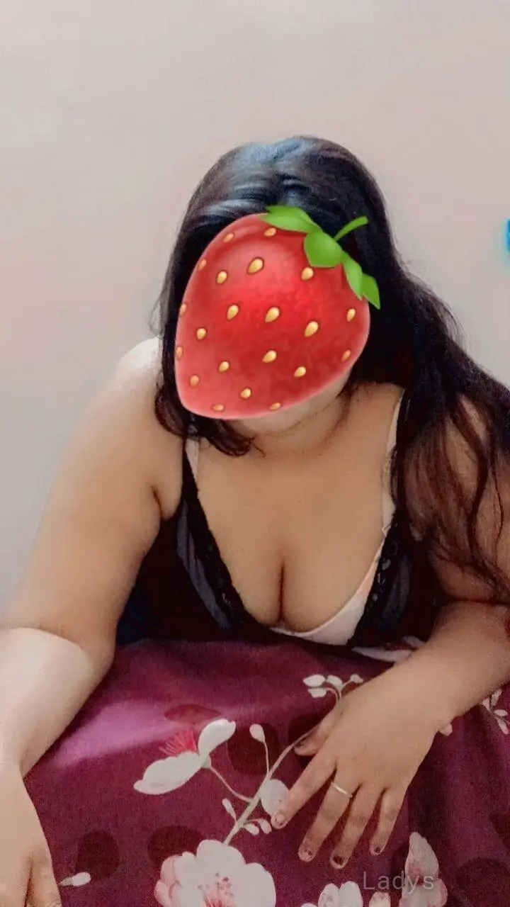 Kerala Young Girl With Fun, 25 years beautiful nude Doha escorts girl, height sm, Weight kg