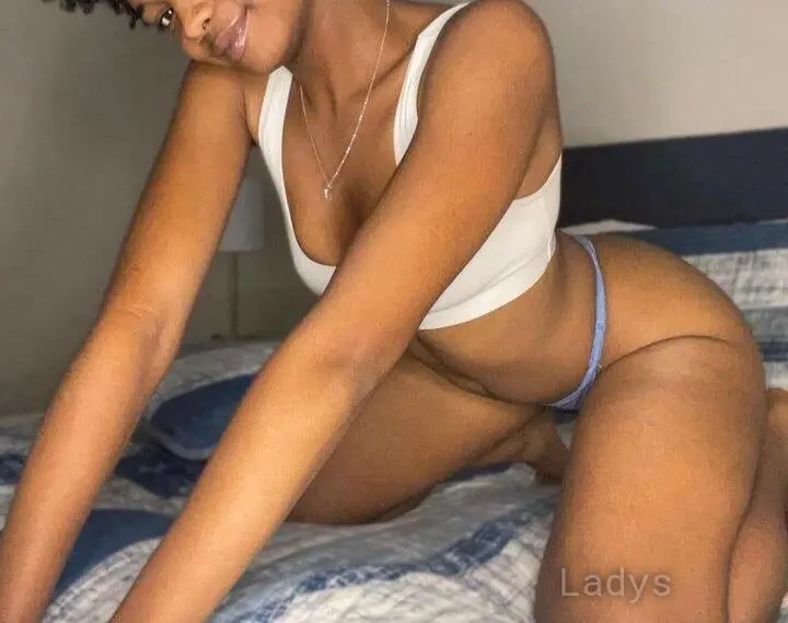 Maya, 24 years beautiful nude Doha escorts girl, height sm, Weight kg