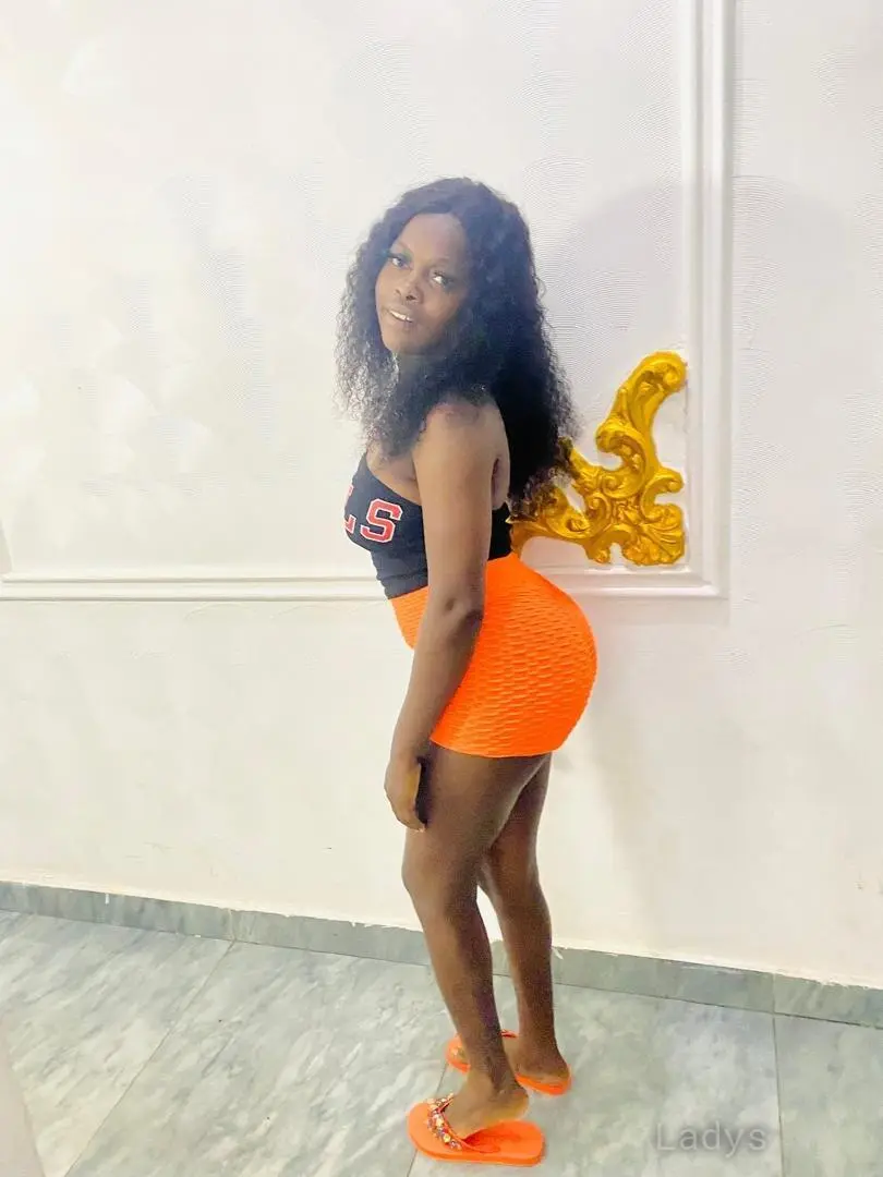 Millie, 23 years beautiful nude Doha escorts girl, height sm, Weight kg