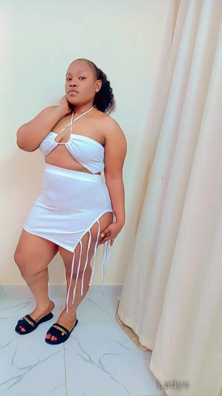 Minie, 23 years beautiful nude Doha escorts girl, height sm, Weight kg
