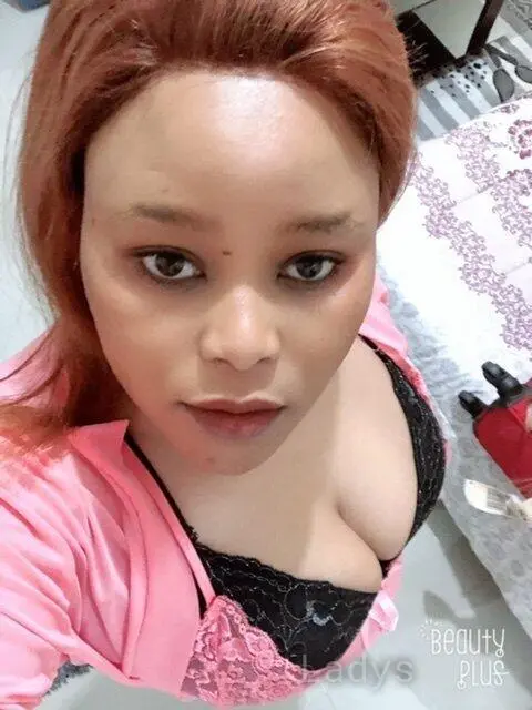 Nana, 23 years beautiful nude Doha escorts girl, height 168 sm, Weight kg