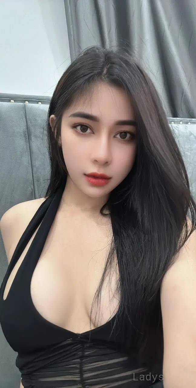 Saini, 26 years beautiful nude Doha escorts girl, height 170 sm, Weight  kg